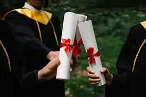 Top Websites to Buy Fake Diplomas Safely